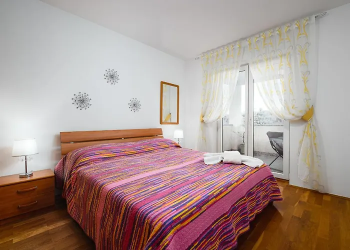 Stancija Amorozo 6 Apartament Poreč