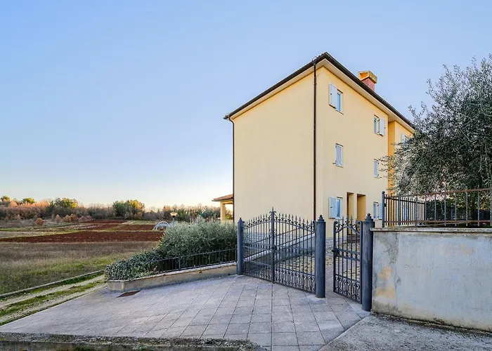 Stancija Amorozo 6 Apartament *