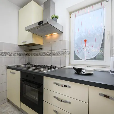 Stancija Amorozo 6 Apartment